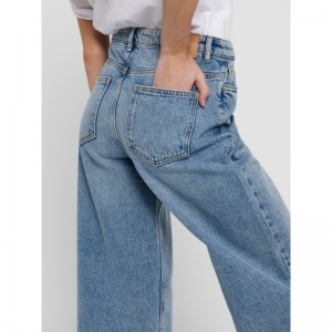  LIGHT BLUE DENI
