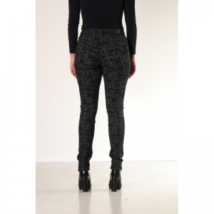  BLACK/GOLD