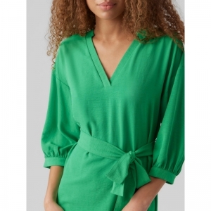 BRIGHT GREEN