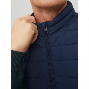 NAVY BLAZER