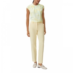  LIGHT YELLOW