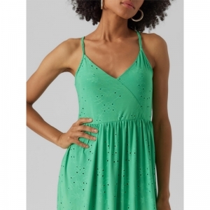 BRIGHT GREEN