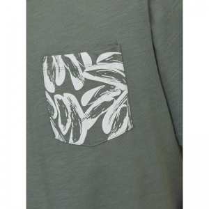  LAUREL WREATH