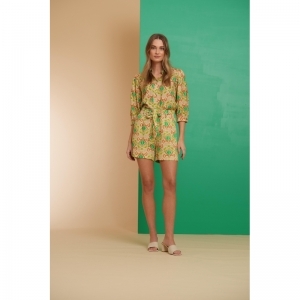 BRIGHT GREEN