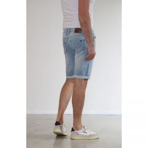  LIGHT STONE