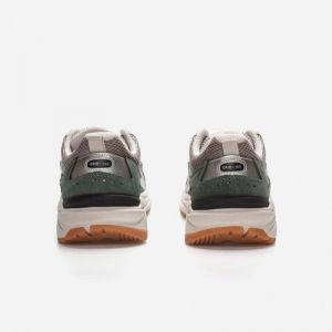 ALMOND BROWN