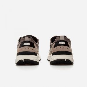 ALMOND BROWN