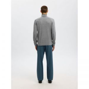 MEDIUM GREY