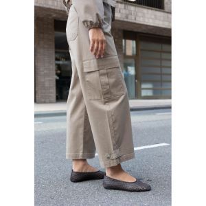 DESERT BEIGE